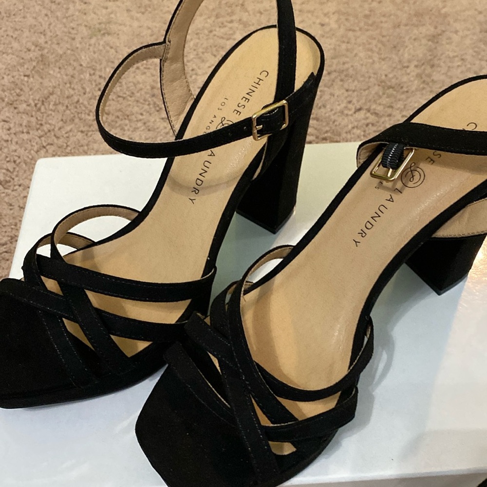 Chinese Laundry heels velvet